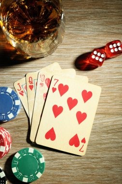 pursuer BandarQ live dealer handling cards with transparency camera showing card values